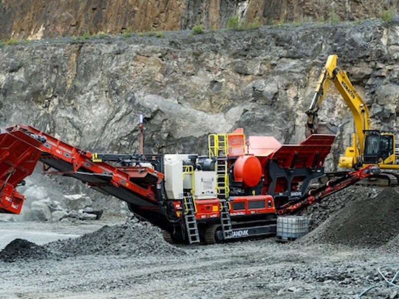 An Introduction To Mobile Crushers And How They Improve Mining Efficiency